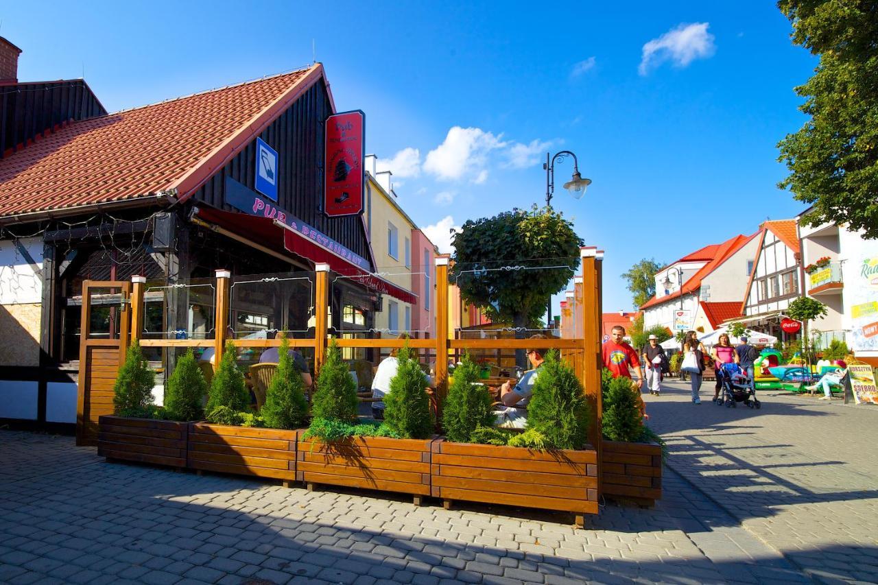 Villa & Restaurant Admiral Nelson Hel Eksteriør billede